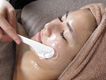 スペシャルケアアンド脱毛 ユーバイカインド(u by Kind)/大人気、顔の脱毛