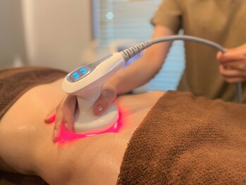 エステドルース(esthe de Ruth.)/セルライトゼロ２　お腹施術