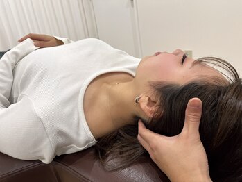 了鍼灸整骨院の写真/【最終受付21時/駐車場あり】お仕事帰りやお買い物の合間にも◎頚椎矯正+マッサージ￥990～