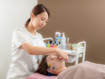 鍼灸サロン アヤカ(AYAKA)の写真/【南森町徒歩5分】女性鍼灸師による本格美容鍼灸サロン☆美容のこと、健康のことお気軽にご相談ください♪
