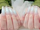 水色チークネイル