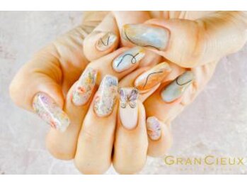 クアトログランシュ 青葉台(QUATRO×GranCieux)/【手書きネイル】フラワー×蝶々