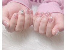 シェリエ(Cherie)/チーク/キラキラネイル