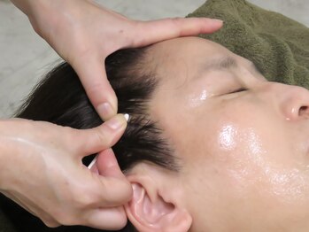 トリートメントルーム フェリーチェ(Felice)/6.頭皮リフトで顔のデザイニング