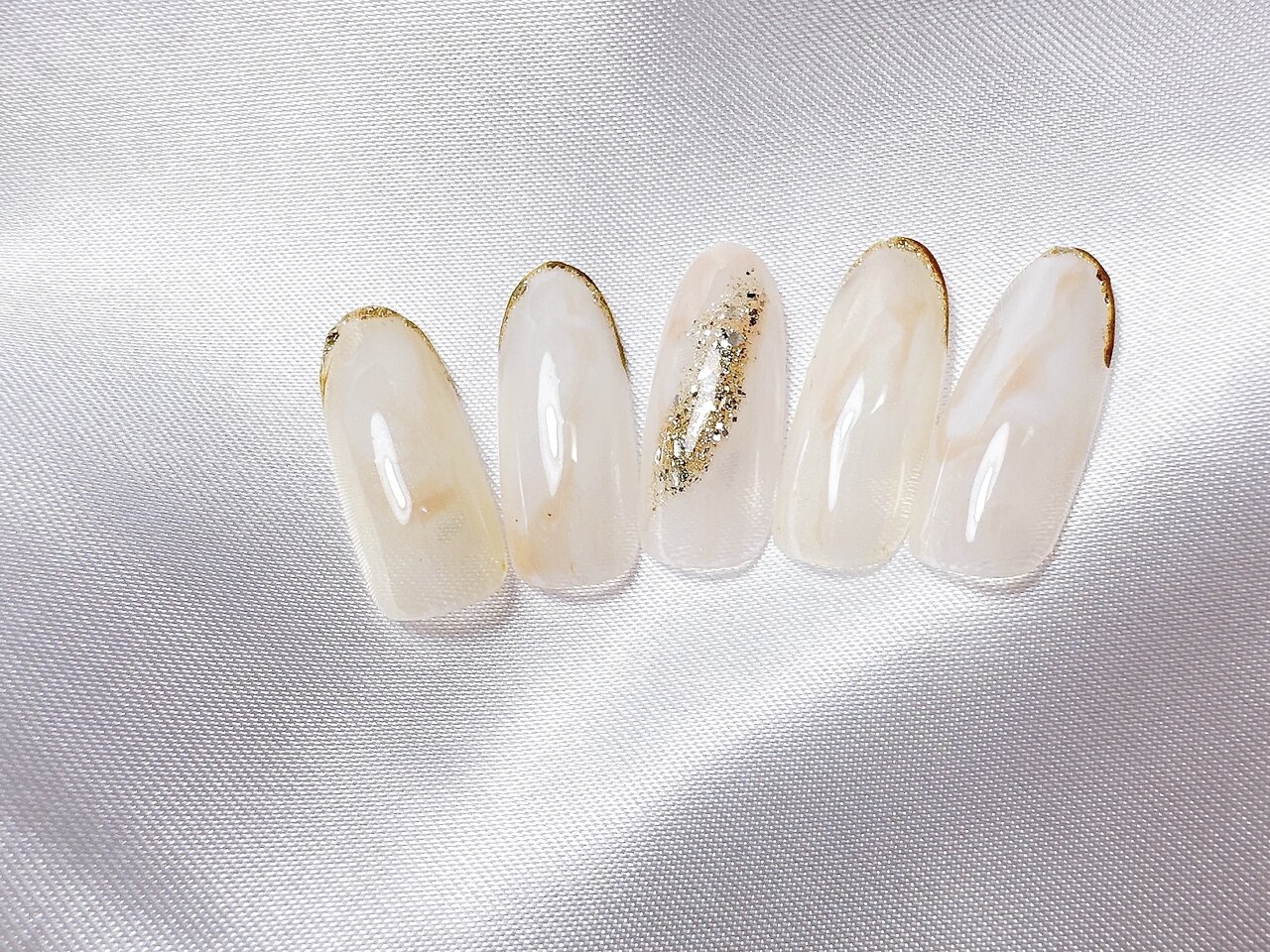 リリー(Lily)｜ホットペッパービューティー