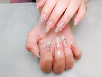 ラフィーナ(RAFFINA)/