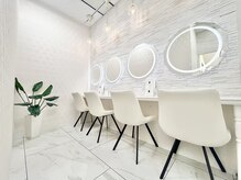 リリーオン 大阪本店(RILLEE-ON)の雰囲気（サロン内は清潔感があり、ゆったりと落ち着いた空間です。）