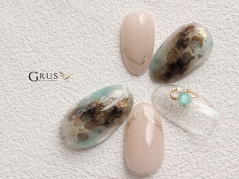 グルス(GRUS)の写真/【一緒に美爪に戻しましょう♪】削って薄くなった爪がお悩みの方は、爪を削らないパラジェルがおすすめ◎
