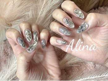 エリナネイルサロン池袋(Alina Nail Salon)の写真/【初回オフ無料/持ち込みOK♪アートやり放題&ストーンつけ放題(パーツ代別途)】埋め尽くしもOK☆