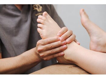 ジェネラス 鍼灸院 整骨院(GENEROUS)/リフレクソロジー・足ツボ