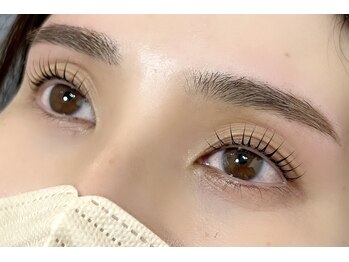 ルリアン 稲荷口/ぱっちり束感カール