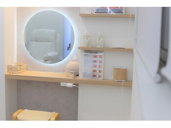 プリマアンジュ 中目黒店(PRIMA ange)の写真/中目黒駅徒歩2分！紹介多数の人気店◎個室空間でゆったり。眉毛・まつ毛の似合わせ力が高評価☆[中目黒]