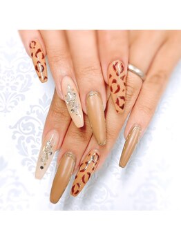 ヒョウ柄×ストーンアート