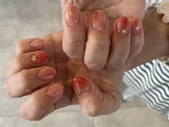 プラス ファースト(Plus 1st)/いちごネイルbysasabe