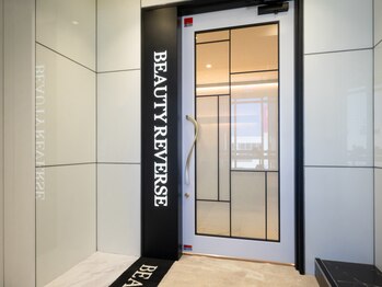 ビューティーリバース 海老名店/海老名駅東口から徒歩4分！