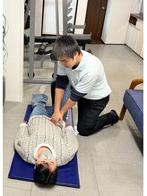 肩こり 腰痛 姿勢改善専門サロン/施術風景