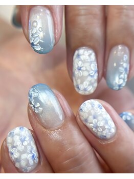 リワーズネイル 千歳船橋店(ReWARDs nail)の写真/シンプルでも周りと被らない自分だけのお気に入りネイルを。得意な手書きアートで理想のデザインを実現!