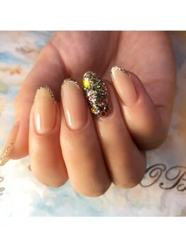 トータルサロン 白べぇーっ プラス/ピクシーネイル