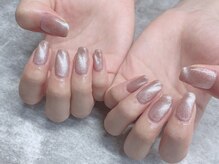 サラ(Sara)/マグネットネイル