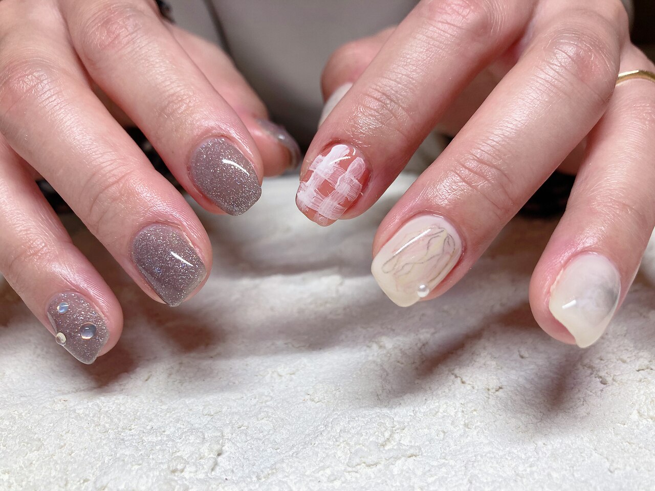 33］リボンネイル 落書きネイル ニュアンス 韓国 ハート ネイルチップ