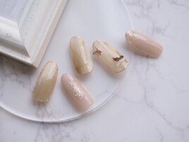 ピスタチオカラーもやもやネイル