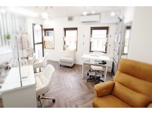 エレガンスレイ(Elegance Ray)の雰囲気(3ブース+1フットブース)