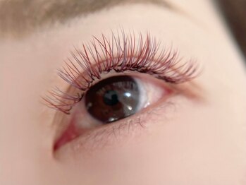 ロイス(ROIS)の写真/人とは違うおしゃれを楽しみませんか？ニュアンスカラーから定番のブラウンまで☆抜け感のある目元に♪