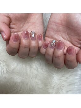 トータルサロン 白べぇーっ プラス/チークネイル