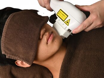 リタ(Rita)の写真/【メンズヒゲ脱毛 】メンズの剛毛に特化した機械を導入。ヒゲ・VIO・脇・胸が最短で効果実感。清潔感UP