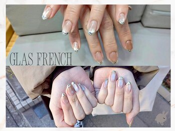 【ガラスフレンチネイル】