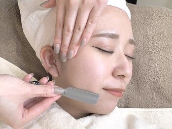 ボーグル ビューティー(BOGL BEAUTY)の写真/【本格シェービングエステ】ざらつきを解消!触れたくなる韓国風美肌へ☆肌荒れ予防&透明感・メイクノリUP♪