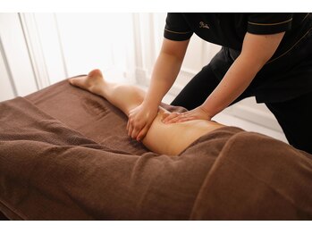 六花鍼灸整骨院 川端本店/むくみに【オイルマッサージ】