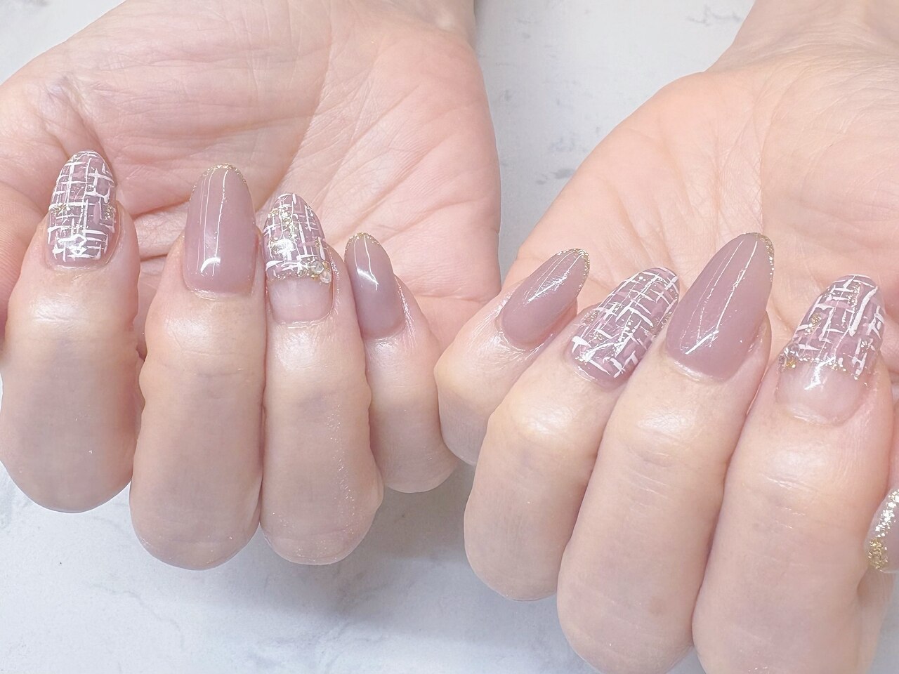 2026年冬トレンド】ピンク ガーリー ハンドのネイルデザイン集｜人気順
