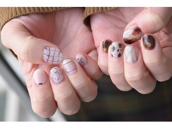 ネイルサロン アトリエ エフ(atelier efu)/【ミキ担当】ニュアンスネイル