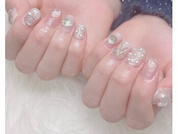 シェリエ(Cherie)/キラキラニュアンスネイル