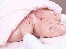 コール(COR)/デコルテのコリもすっきり