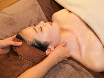 エクラプラス(eclat plus)の写真/【リンパドレナージュ×よもぎ蒸し】心も身体もスッキリデトックス！脂肪燃焼しやすい身体作りで痩身効果◎