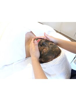 ホウレイ線・たるみ改善！予防ケア