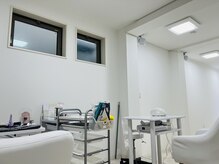 ザ ネイルショップ 尾山台(THE NAIL SHOP)の雰囲気（白を基調としたサロンです。）