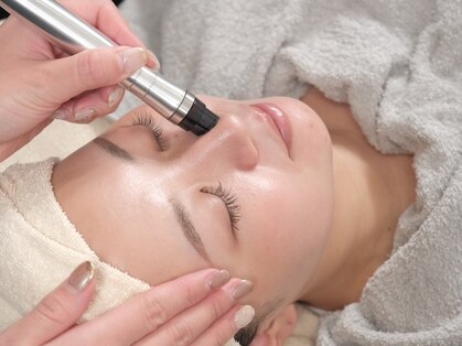 ホワイトラボ 梅田(White labo)の写真