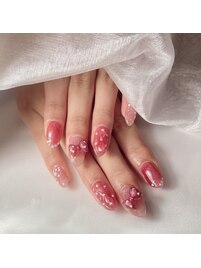 大人かわいいキルティングネイル