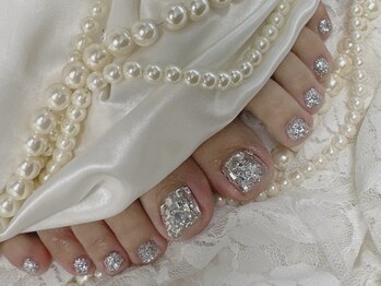 ハニービービー(Honey Bee Bee)/ホロシルバーネイル