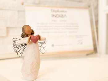 サロン カトレア(Cattleya)/