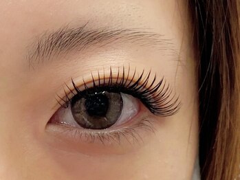 ラプ(LAPU)の写真/高いキープ力で施術直後の状態を長期間維持◎抜け感UPでトレンドのお目元へ！朝のメイク時短にも◎