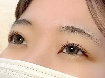 ラウレア(Laule'a)の写真/【新登場★次世代パーマ】自然な角度で自まつ毛を最大限に活かして目力UP！ベテランスタッフが対応◎