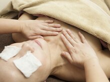 サロンドスズカ(SalondeSuzuka)/デコルテ