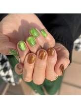 エムクオリティ(M-Quality)/POPなカラーでマグネットネイル