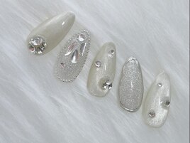 ＊定額￥8,500＊