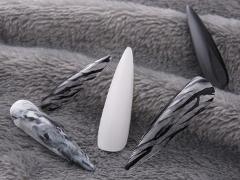 カラーズ(colors)/