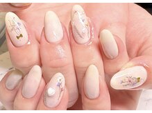 アルーシェ 平井(Alushe)/春フラワー×ホワイトワンカラー